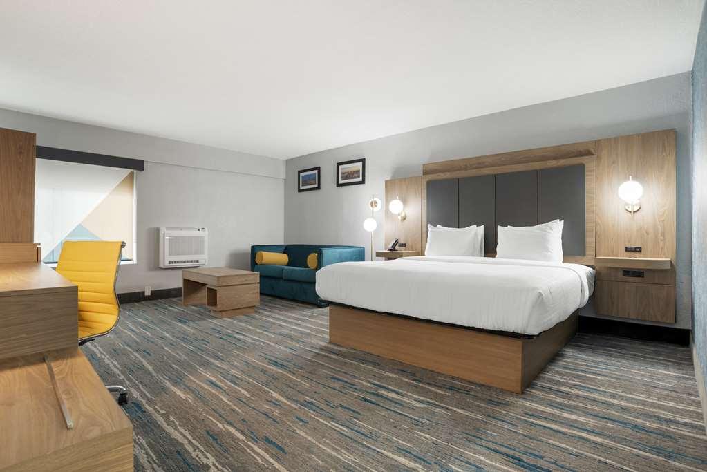 Best Western Plus Mobile Inn And Suites Стая снимка