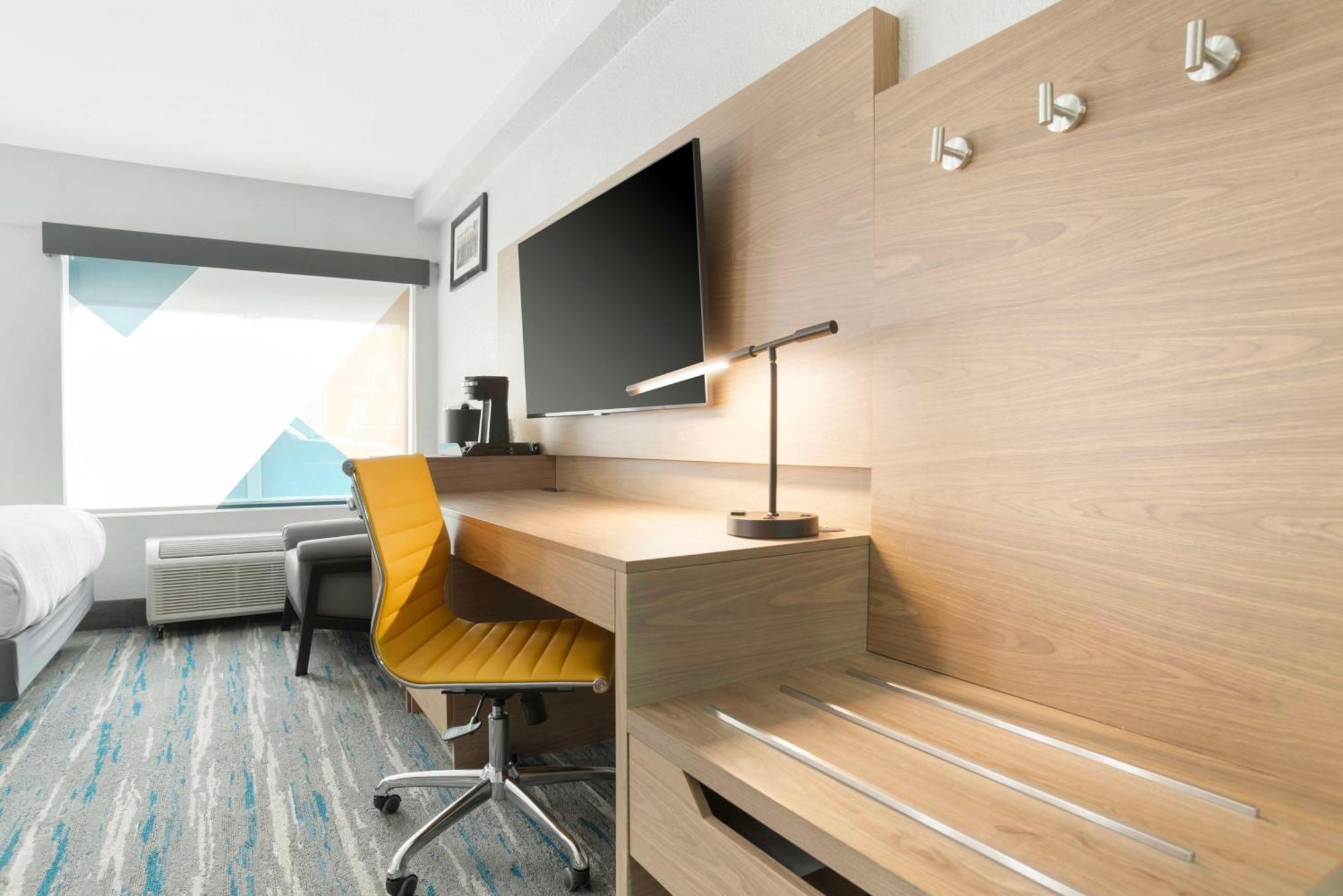 Best Western Plus Mobile Inn And Suites Екстериор снимка