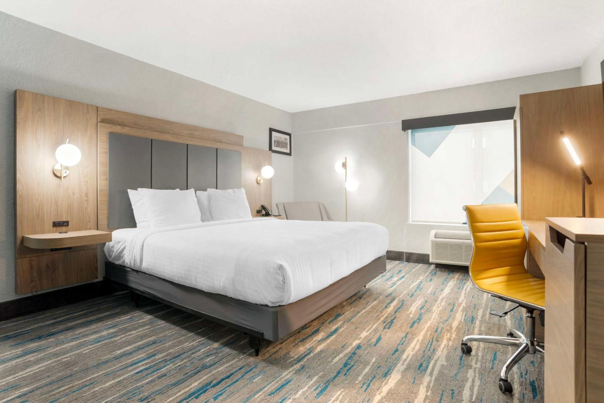 Best Western Plus Mobile Inn And Suites Екстериор снимка