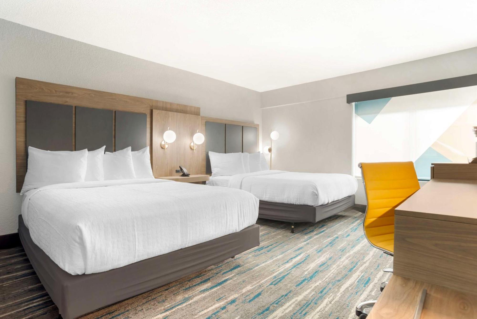 Best Western Plus Mobile Inn And Suites Екстериор снимка
